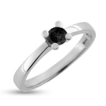 Billede af Dream Delux ring med sort brill. 0,20 ct. 14 kt. hvg. Billede af Dream Delux ring med sort brill. 0,20 ct. 14 kt. hvg.