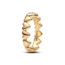 Billede af Pandora Række af Hjerter ring forgyldt metalblanding (str. 56)