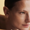 Billede af Mads Z "Miss Butterfly" øreringe 14 kt. guld m. 0,06 ct. W.SI + perle