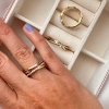Billede af Ring cubic zir. rd/hv 8 kt.