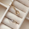 Billede af Ring cubic zir. rd/hv 8 kt.