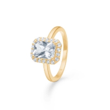 Billede af Mads Z "Celestial by Medina" ring 8 kt. guld m. hvid topas (str. 54)